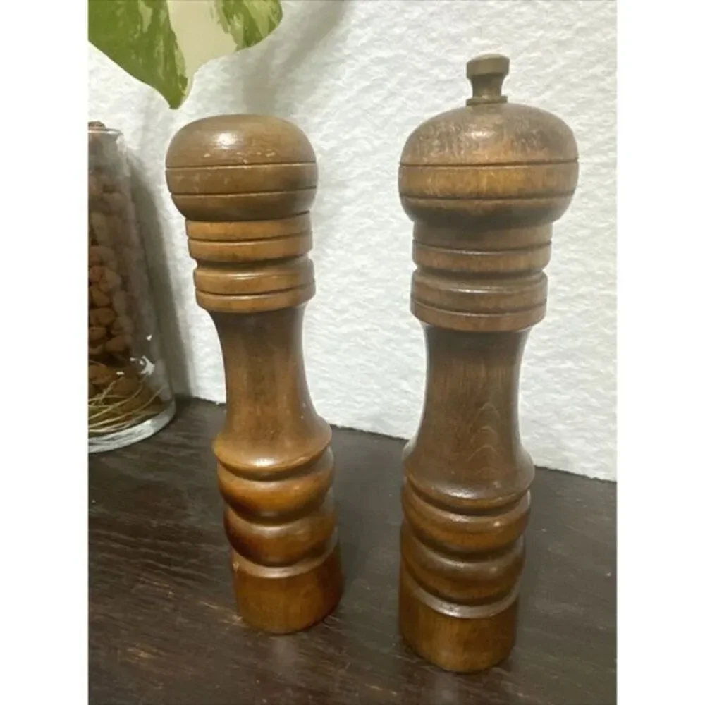 Vintage‎ Wooden Salt (6.75